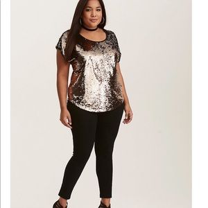 ALL OVER SEQUIN TOP (NEW WITHOUT TAGS)